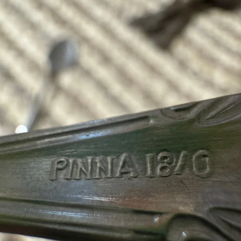 Vintage Pinna 18/0 Stainless Steel Dessert Spoons‎ 4 Ornate Handles Silverware